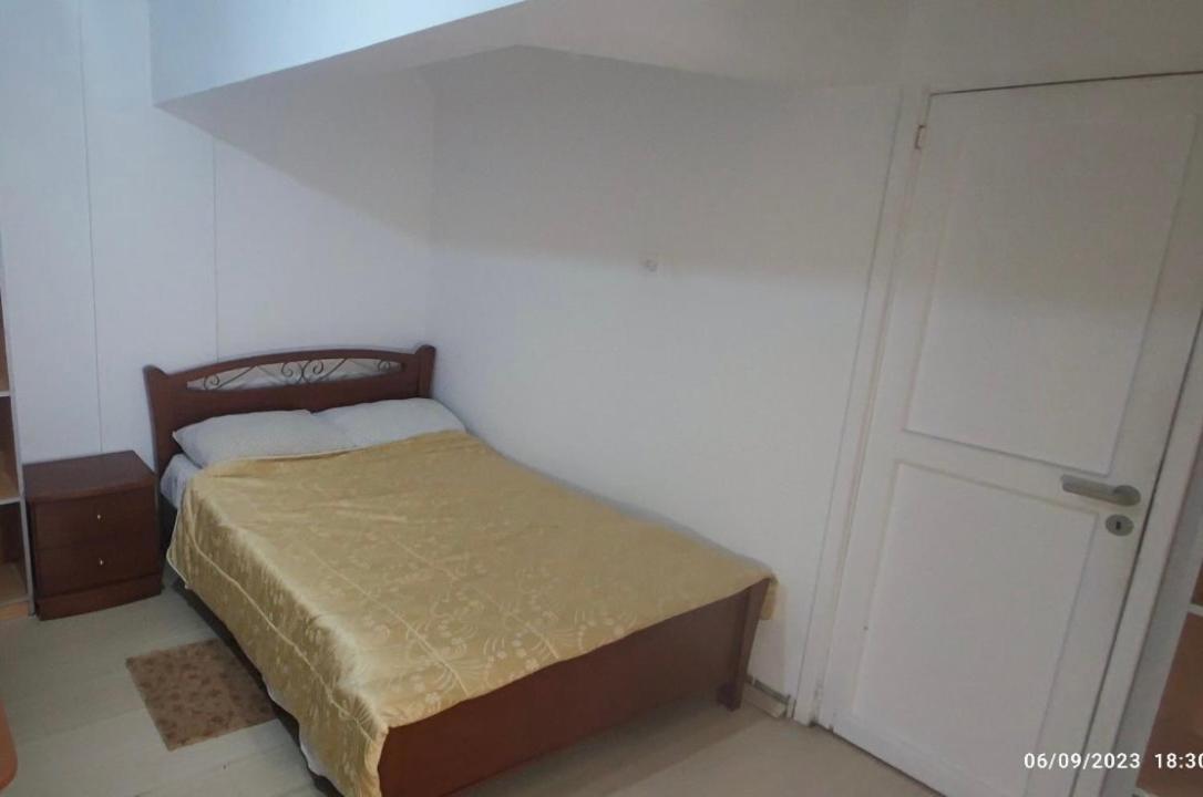 Private Bedroom Paphos Central 外观 照片