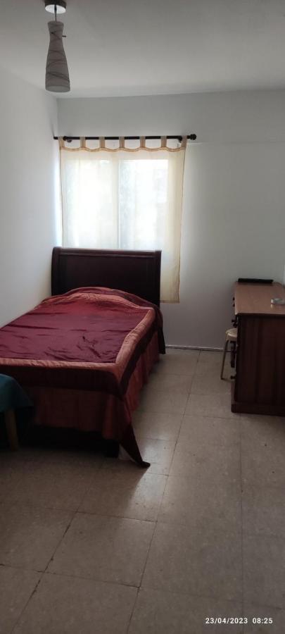 Private Bedroom Paphos Central 外观 照片